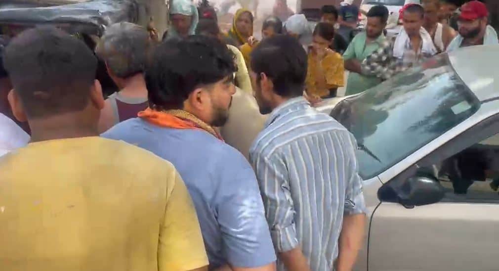 Agra Tragedy: Speeding Car Rams 4-Year-Old Child Killed in Crash