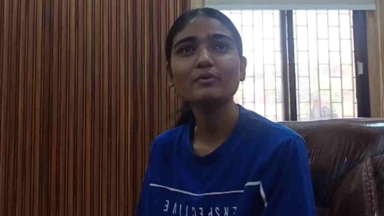 Taxi Driver Daughter Secures Third Rank in Uttarakhand Board Intermediate Merit List Success Stories Uk Board