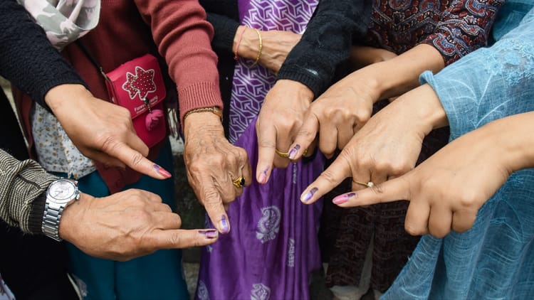 Ground Report: नैरेटिव में BJP आगे, बूथ पर TMC भारी; 142 सीटों वाले दूसरे चरण के महासंग्राम में क्या रणनीति?