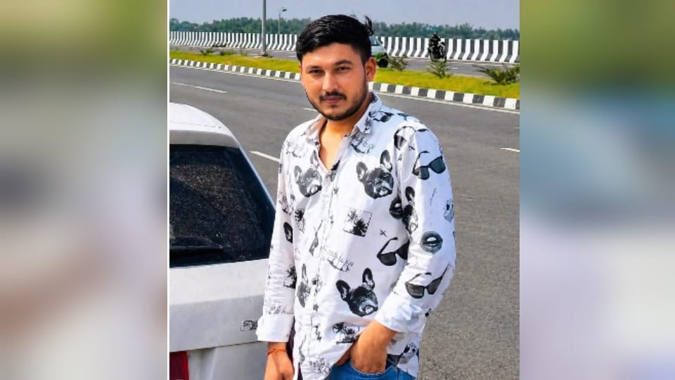 Muzaffarnagar: Businessman Dies by Suicide, Accuses Woman and Her Mother of Blackmail in Note