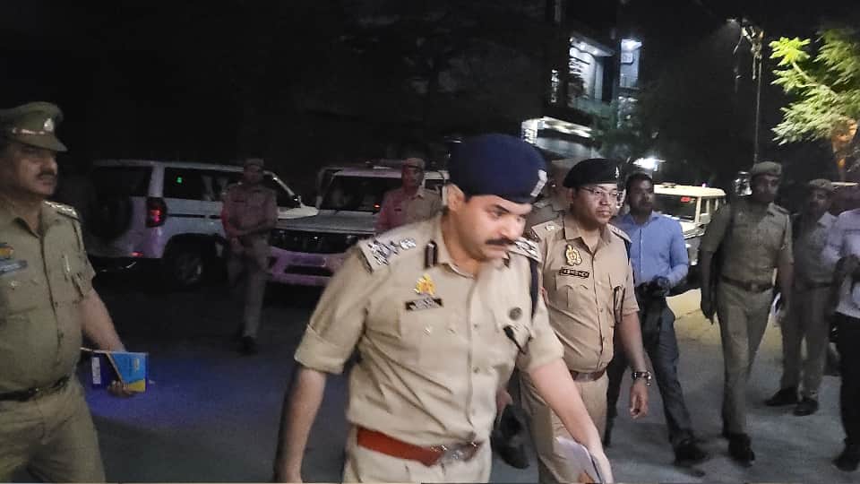 UP bulandshahr Triple Murder Case Manish cousin recounts story of 15 minutes leading up to incident