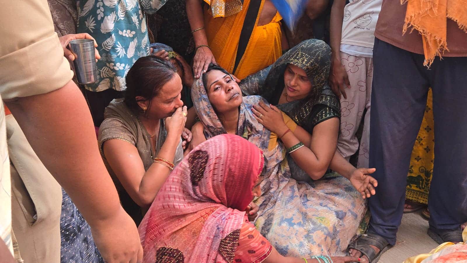 Bulandshahr Triple Murder grandfather said Eldest Son died Three Years Ago Now Younger Son and Grandson