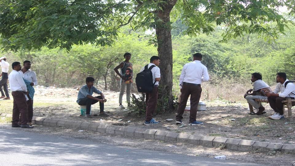 West Up Weather Report: Severe heat continues to wreak havoc, temperature crosses 42 degrees