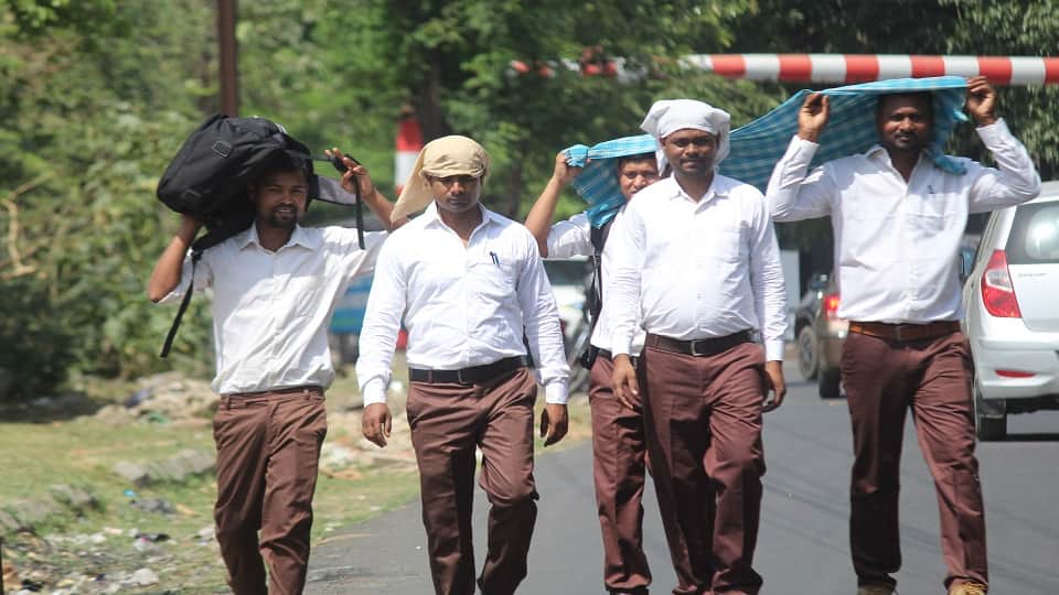 West Up Weather Report: Severe heat continues to wreak havoc, temperature crosses 42 degrees