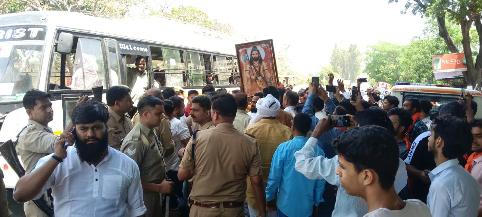 Meerut: Uproar over Lord Parashuram procession, administration did not give permission