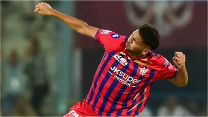 LSG vs KKR: Mohsin Khan Makes a Grand Entry into Lucknow Five-fer Club, Joins Mark Wood and Yash Thakur