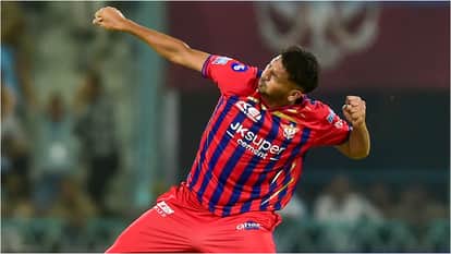 LSG vs KKR: Mohsin Khan Makes a Grand Entry into Lucknow Five-fer Club, Joins Mark Wood and Yash Thakur