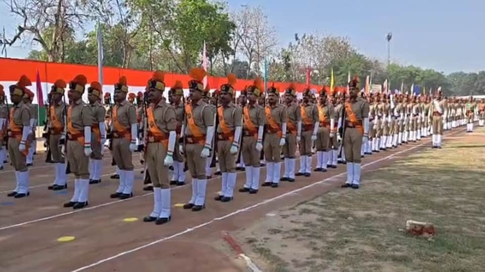 UP: 4,941 Recruits Become Constables in Moradabad; CM Yogi Imparts the Mantra of Discipline