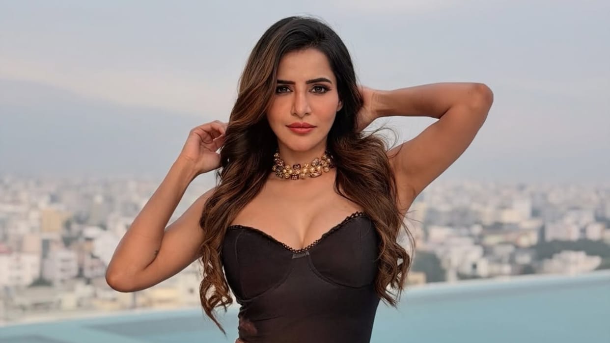 Who Is Ashu Reddy Bigg Boss actress booked for Rs 9.35 cr scam Know Everything About Her