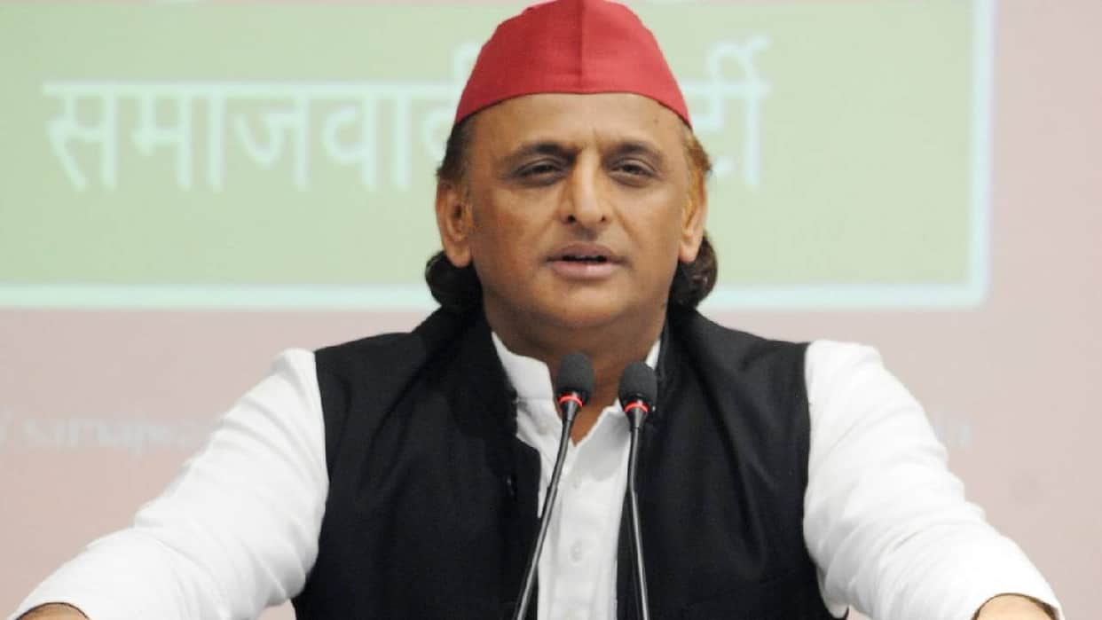 UP: Akhilesh says a contractor was murdered in Gorakhpur—what kind of law and order is this? Prosperity will r