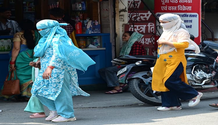 भीषण गर्मी: स्कूलों में ठंडे पानी के साथ ही फर्स्ट एड बॉक्स रखना अनिवार्य, शिक्षा विभाग ने जारी की एडवायडरी