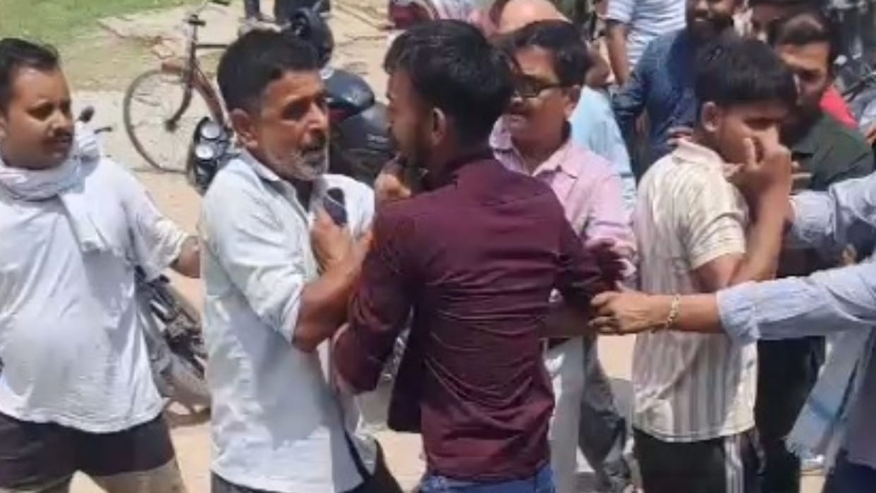 Case of Uruwa Bazaar police station area, video of the incident goes viral on social media