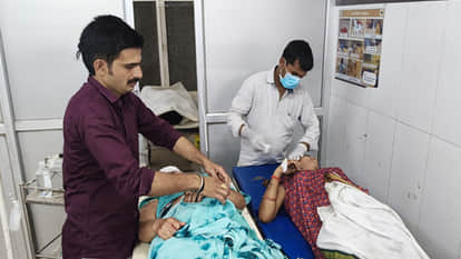 Kannauj: Tractor approaching from opposite direction collides with car; five injured