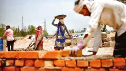india heatwave impact on workers extreme heat during elections climate change action plan economic loss