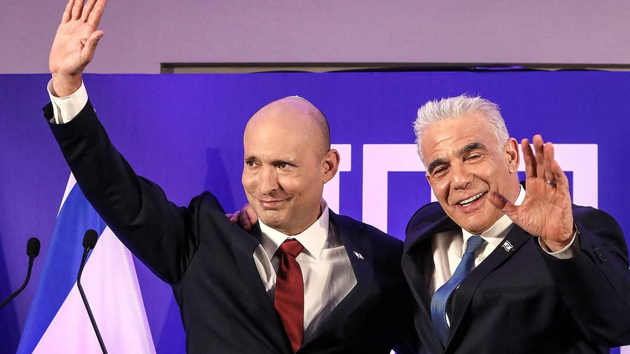israel naftali bennet yair lapid announce merger of their political parties new together