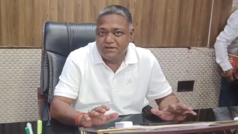 Khatima Municipality Passes Resolution of Condemnation Against  Failure to Pass Nari Shakti Vandan Bill