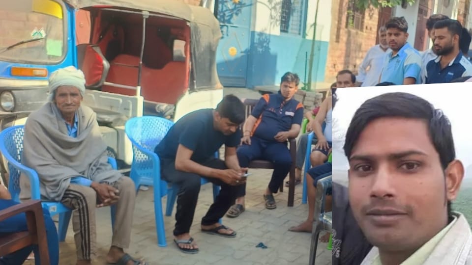 Auto-rickshaw driver beaten to death with sticks
