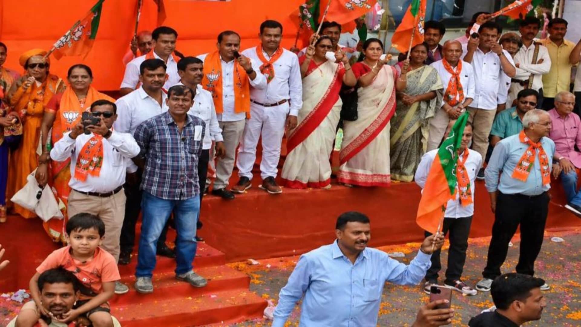 Rajasthan: Grand roadshow for Nitin Nabin in Jaipur, 12 km route sees huge welcome; minor mishap causes stir