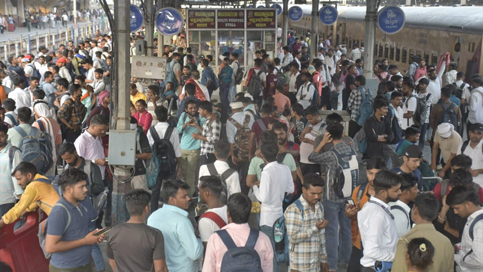 Kanpur: 28,000 Candidates Flock to Central and Jhakarkati on the Final Day of the Home Guard Recruitment Exam