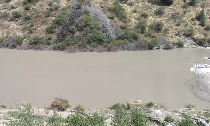 उच्च हिमालयी क्षेत्रों में बर्फ पिघलने से धौली नदी का जलस्तर बढ़ा