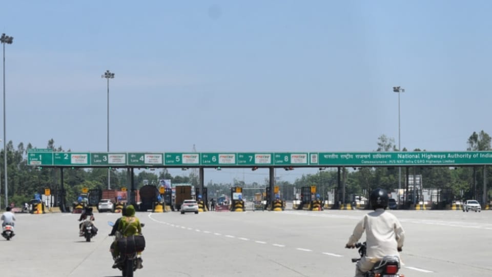 Toll Collection Begins on Elevated Road of Delhi–Dehradun Expressway, Car Users to Pay rs150