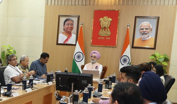 जल रही राजधानी: दिल्ली में हीटवेव को लेकर LG सख्त, अधिकारियों से बोले- एक हफ्ते में जमीन पर दिखना चाहिए असर