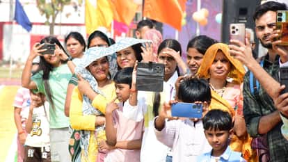 Varanasi Weather Temperature hits 44 degrees chances of rain accompanied by thunder and lightning
