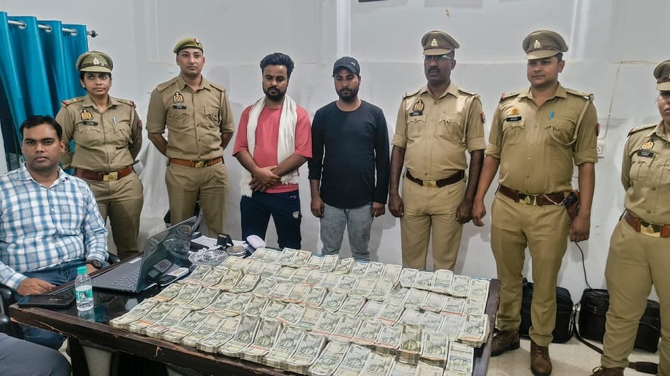 Police Seize Large Amount of Cash from bikers During Checking in Firozabad
