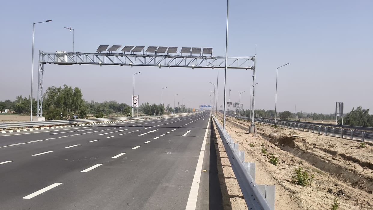 UP: Ganga Expressway Transforms the State's Landscape; Faith and Tourism Receive a Boost—These Cities Are Now