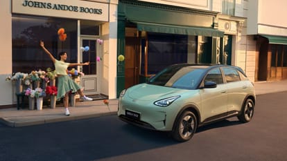 Geely EX2