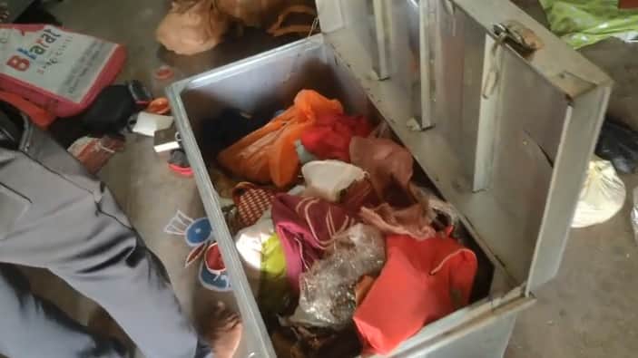 सूने घर का ताला तोड़कर सोने-चांदी के जेवर पार