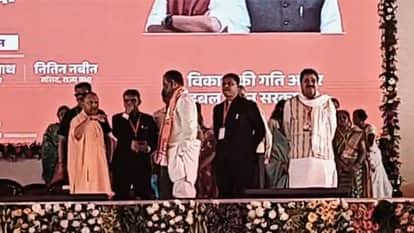 PM Narendra Modi Varanasi Visit Live Will Launch Development Projects Schedule Key Events Details in Hindi