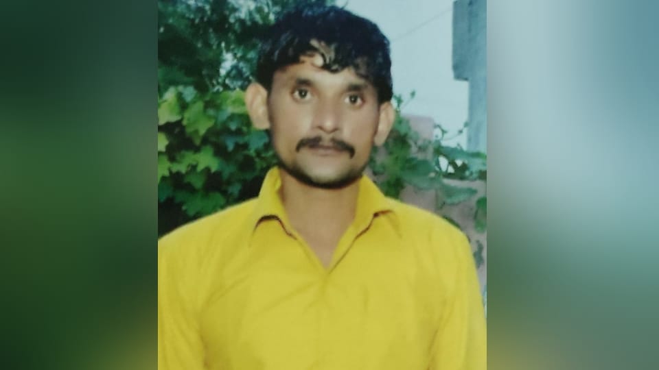 Baghpat: A drunkard forcibly entered the house of a retired electrician, killed a young man