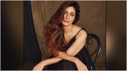 Tabu And Nagarjuna Reunite After Three Decades In King100 Filming Begins Tabu Shares Picture