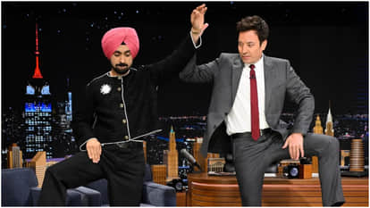 Diljit Dosanjh Teaches Jimmy Fallon Some Bhangra Moves As He Returns To His The Tonight Show Video Viral
