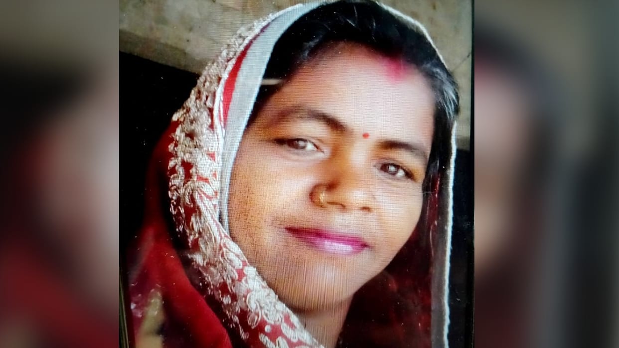 husband murdered wife by slitting her throat with a shovel in Shahjahanpur