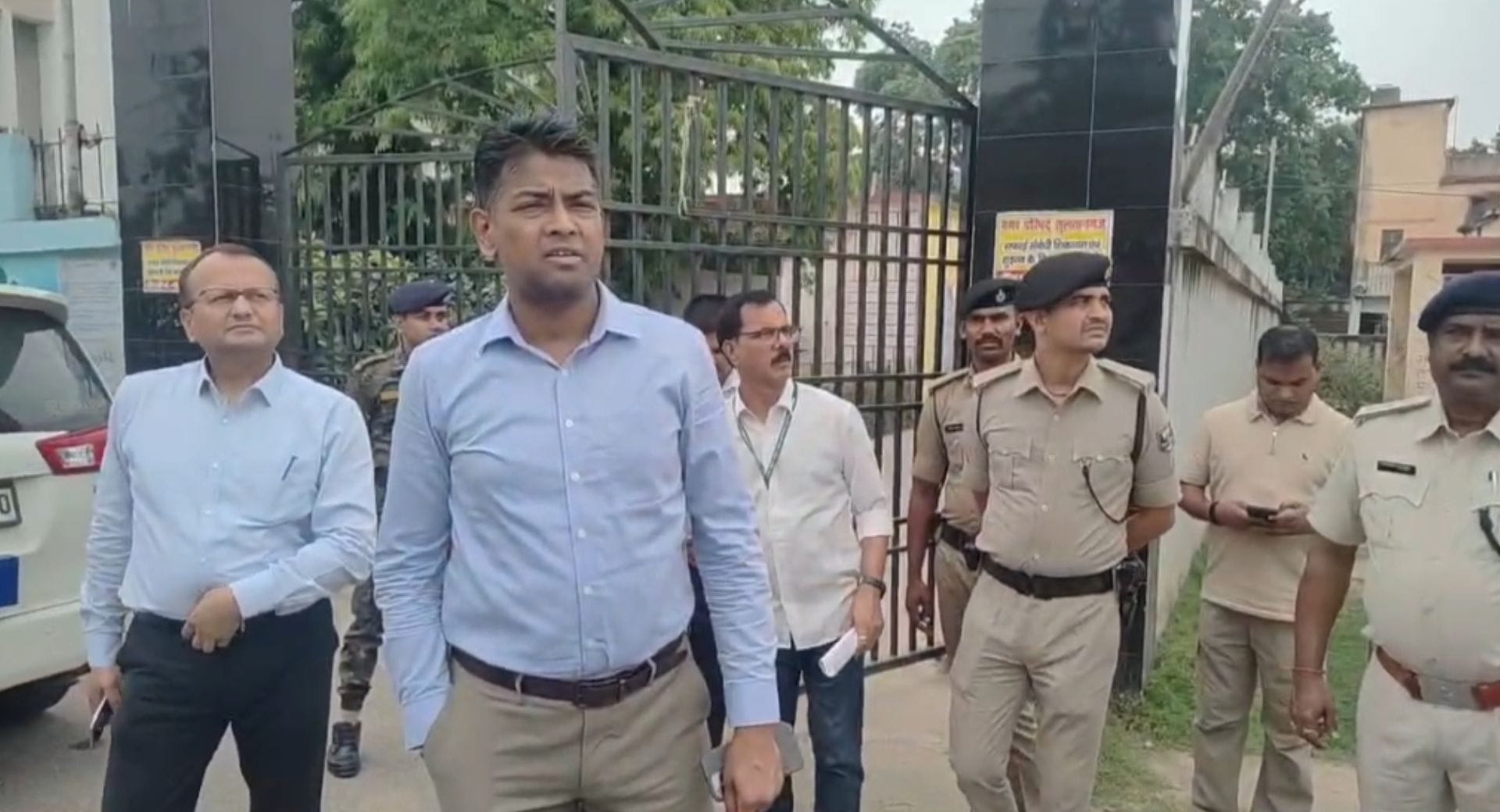 सीआईडी विभाग के डीआईजी जयंत कांत ने घटनास्थल का निरीक्षण किया