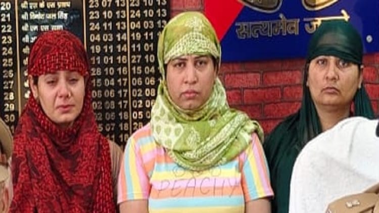 फर्जी आईएएस विप्रा की कहानी:खुद ही कर लिया अपना प्रमोशन, एसयूवी पर लिखा ...