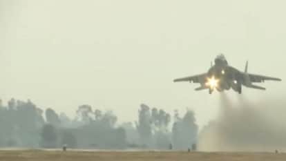 Fighter jets will be able to land on the Ganga Expressway airstrip in emergency situations