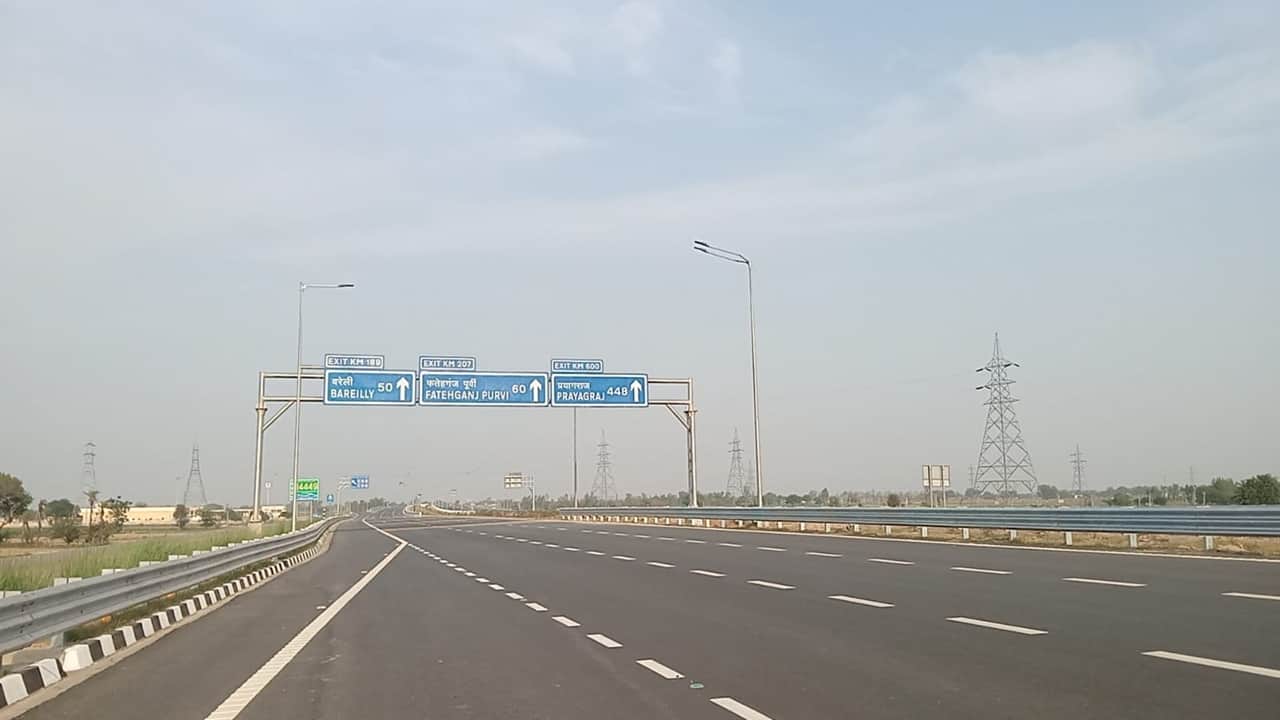 Ganga Expressway Open Today Key Features Food Plaza Hotels Trauma Centers Meerut to Prayagraj Route Full Detai