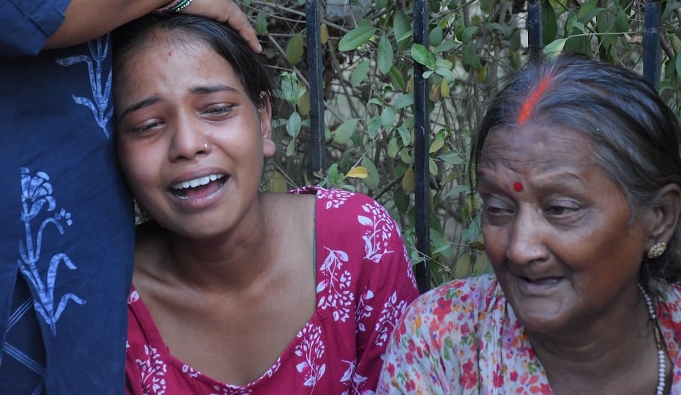 Kanpur Monu Murder Case Kin Outraged by Station Officers Evasiveness Stage Roadblock with Body FIR Registered