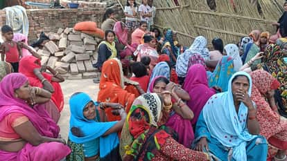 Kanpur Ambulance Staff Kept Asking for Location Over Phone Mother and Daughters Left Desperate for Treatment