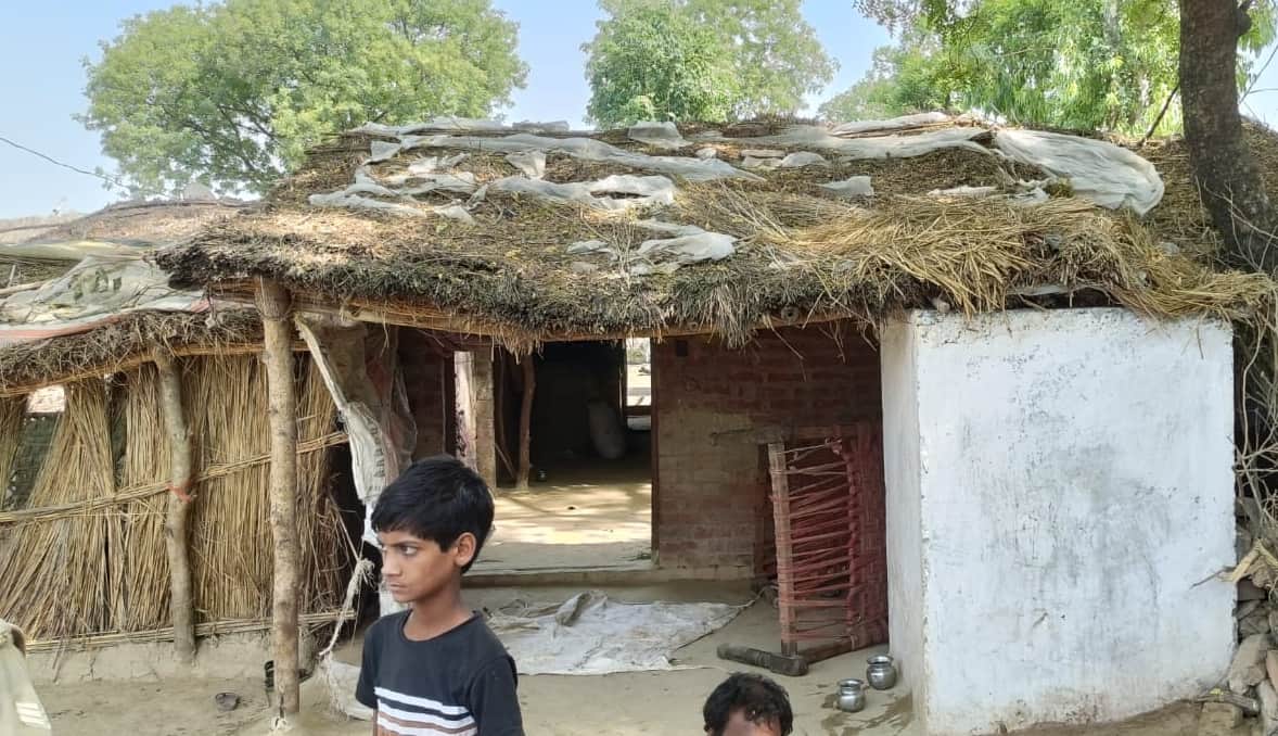 Mother poisons her two daughters then consumes poison herself die in kanpur