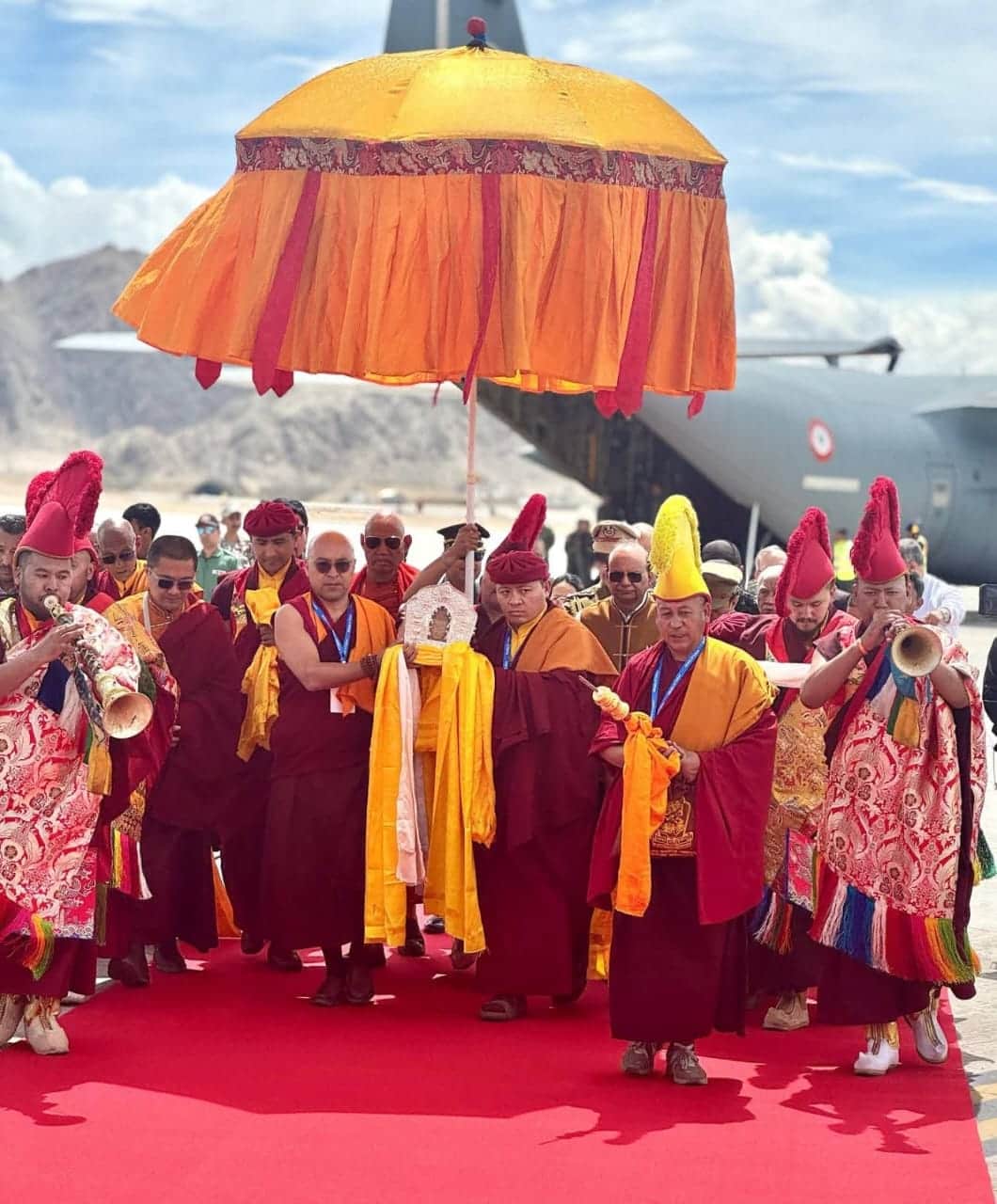 लेह में भगवान बुद्ध के पवित्र अवशेष पहुंचे