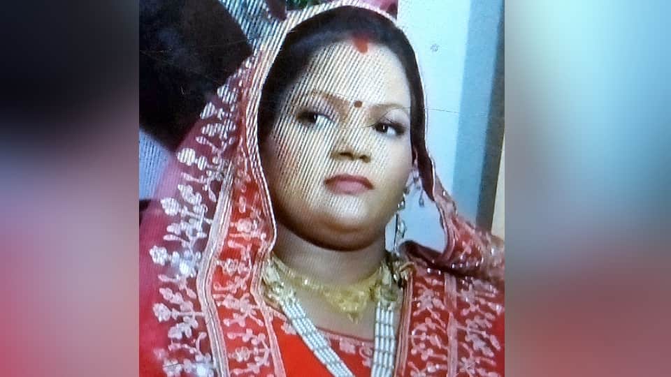 Bijnor: Cyber thugs kept the woman under digital arrest for 10 days, she got upset and committed suicide