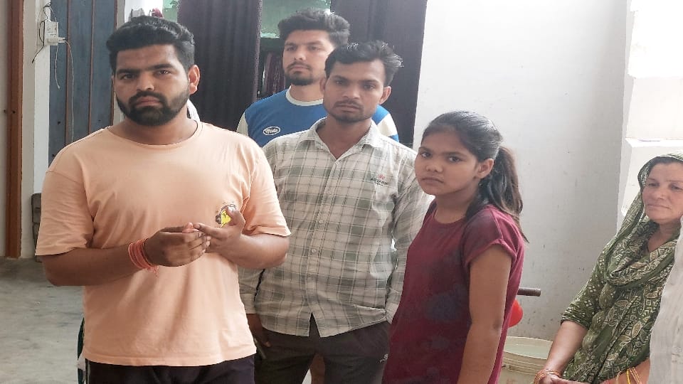 Bijnor: Cyber thugs kept the woman under digital arrest for 10 days, she got upset and committed suicide