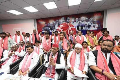 Akhilesh said: BJP had conspired to delimit the state under the pretext of women's reservation, SP passed a r