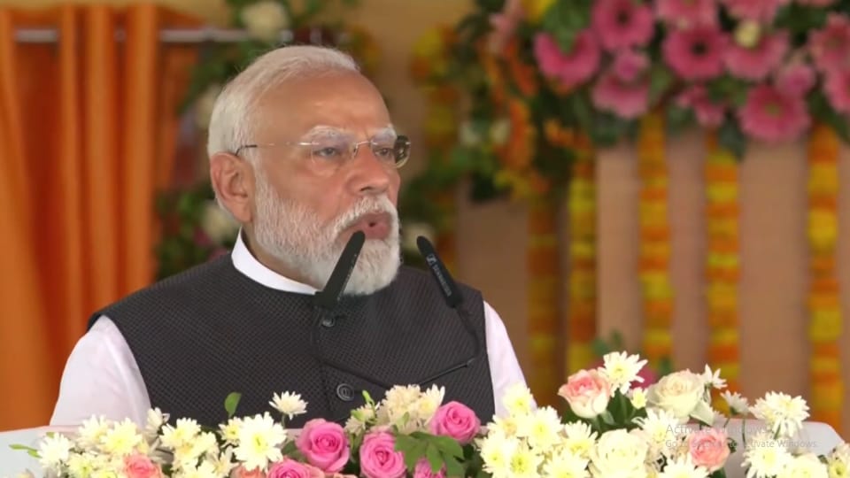 अटल बिहारी वाजपेयी की पुण्यतिथि पर पीएम मोदी ने दी श्रद्धांजलि