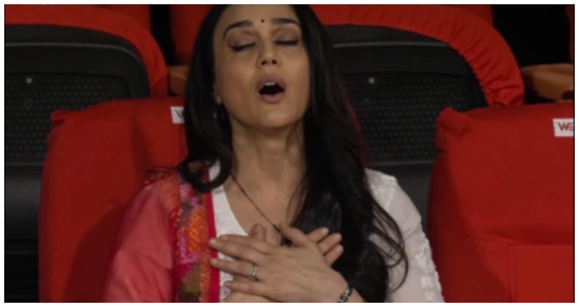 Preity Zinta Steals the Show With Reactions, Cheers Loudly and Blows Flying Kiss in IPL 2026 Match