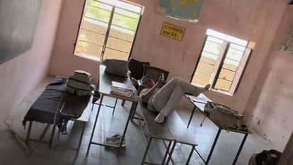 teachers slept in classroom while children carried utensils in 40°C in Nagaur
